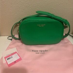 Kate Spade Pebble Leather Astrid Medium Camera Bag Green Jay